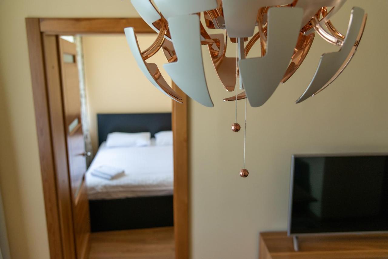 Hotel Poilsio Namai "Vyturys" Palanga Exterior foto