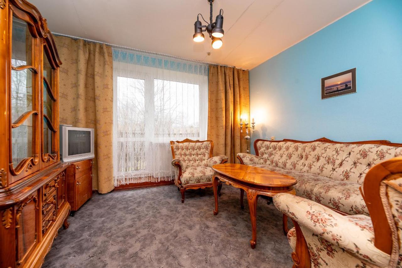 Hotel Poilsio Namai "Vyturys" Palanga Exterior foto